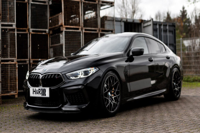 BMW M8 F93 mit H&R Sportfedern