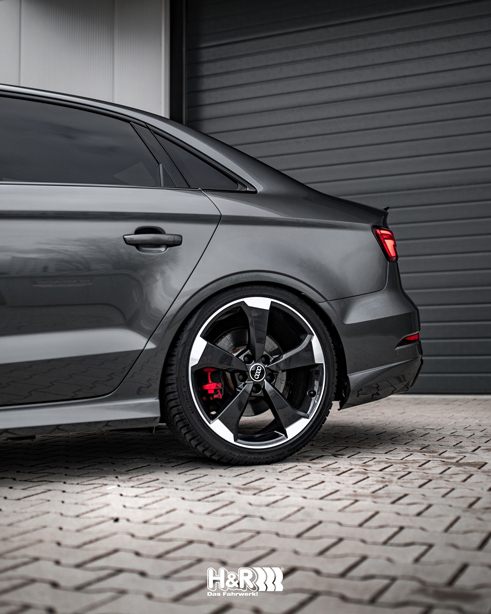 Audi_RS3_small1